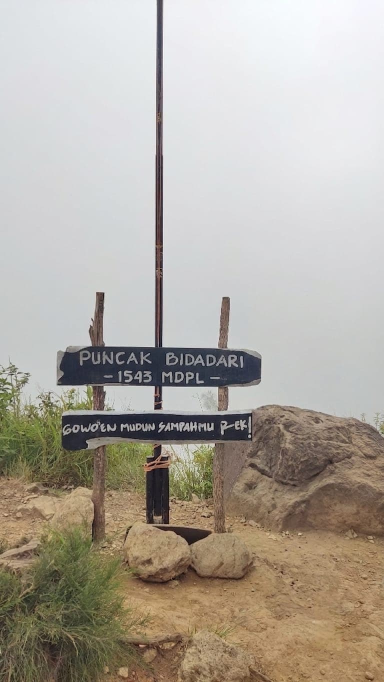 Puncak Bidadari